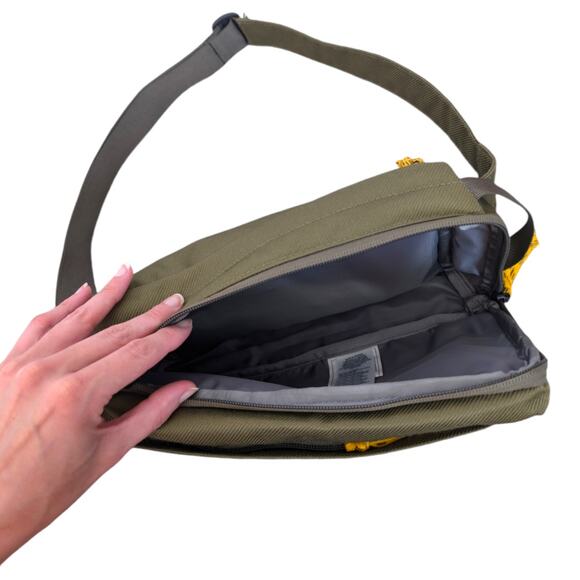 The North Face Field Bag Crossbody Burnt Olive Green New Taupe TNF RARE OG Style - Picture 6 of 13